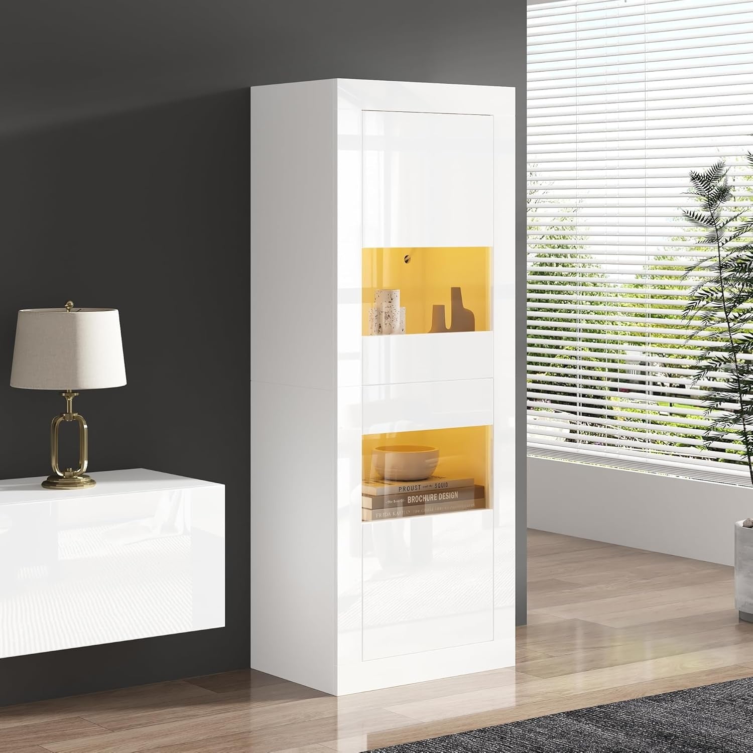 Glasvitrine mit LED-Beleuchtung und 2 verstellbaren Glasboden